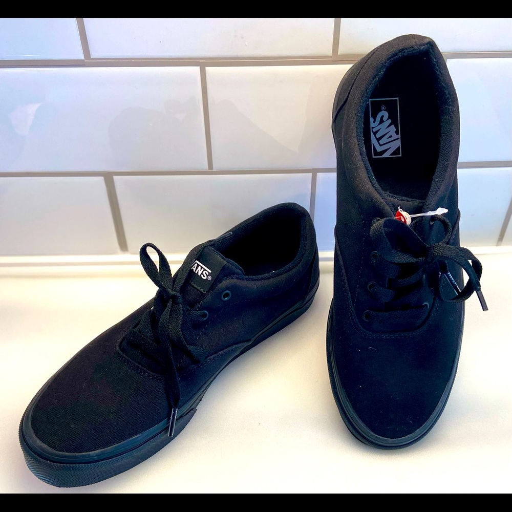 VANS BLACK SNEAKERS